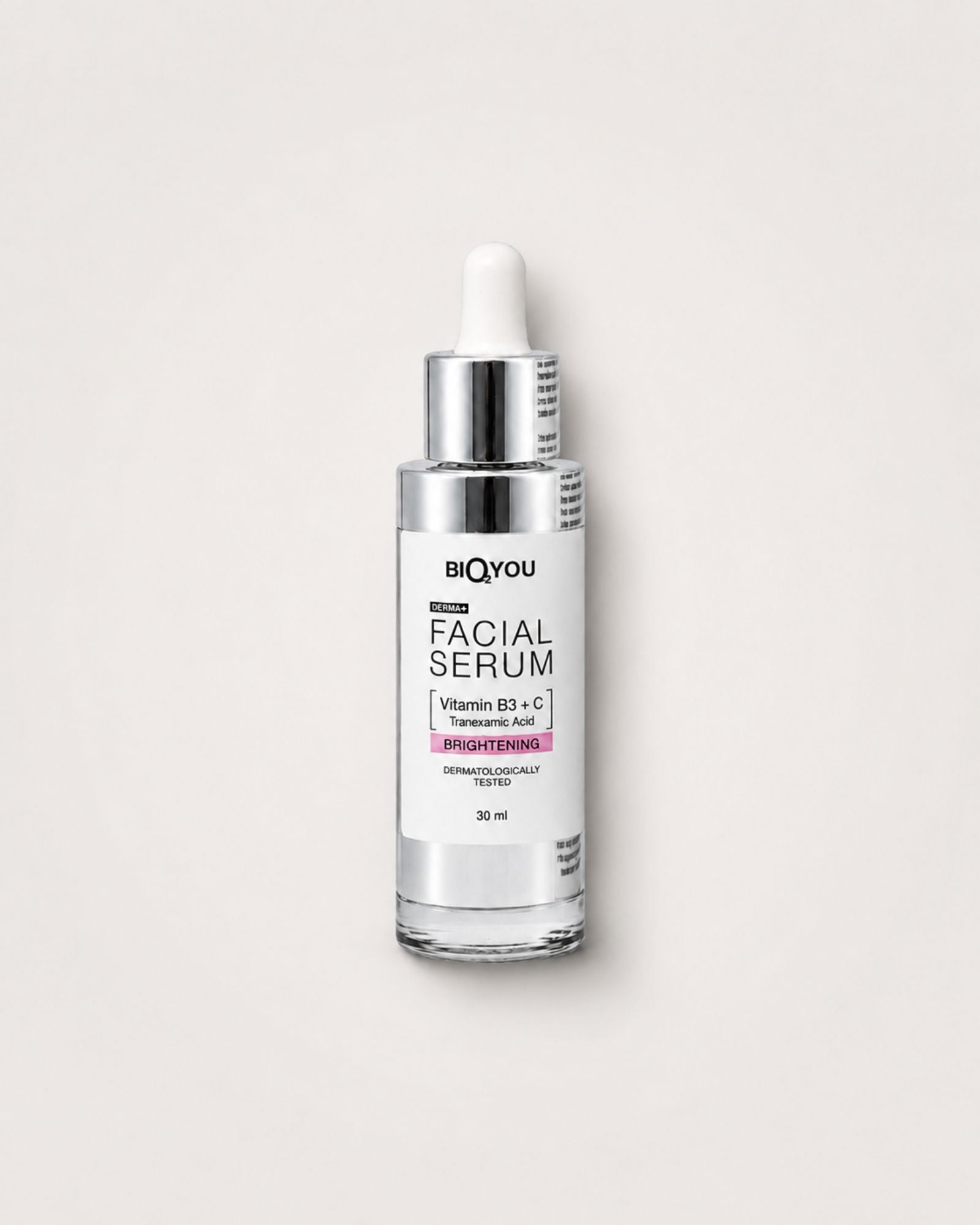 DERMA+ Осветляющая сыворотка с ниацинамидом и витамином С, 30мл