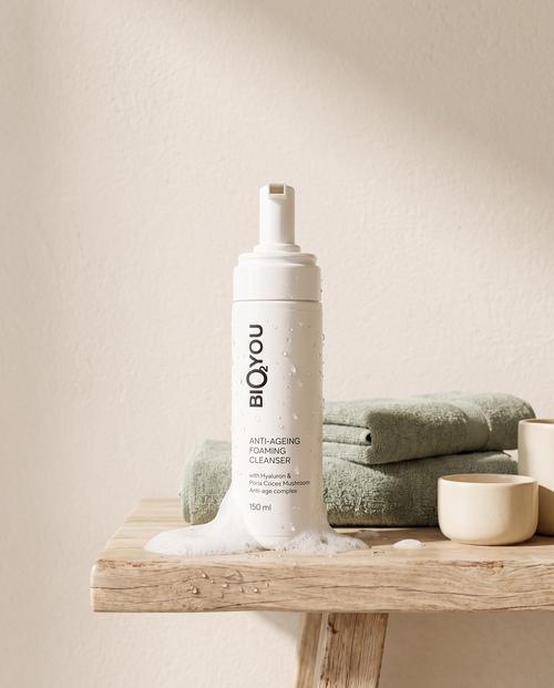 Anti-Age Reinigungsschaum mit Poria Cocos & Hyaluronsäure, 150 ml